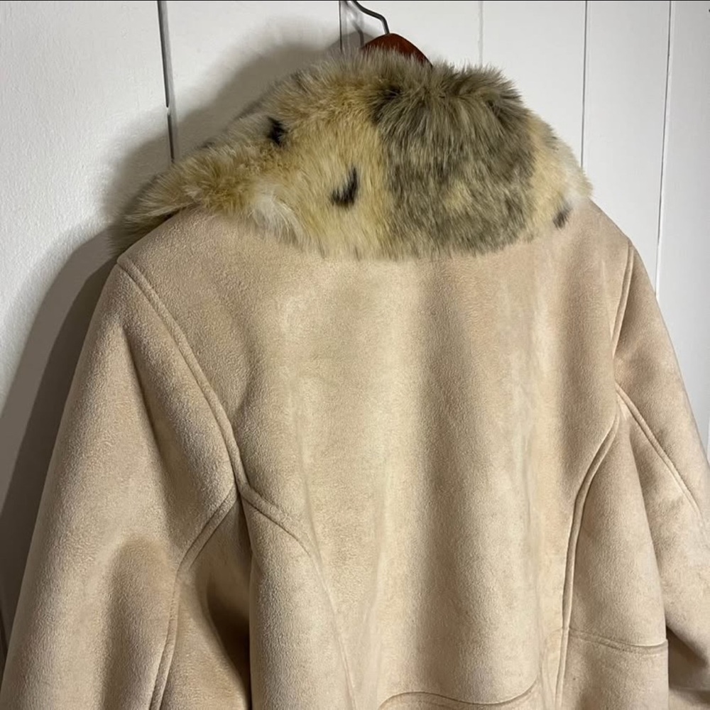 Vintage Penmans Faux Fur/ Suede Button Up Coat. Size 1X. - Picture 8 of 9